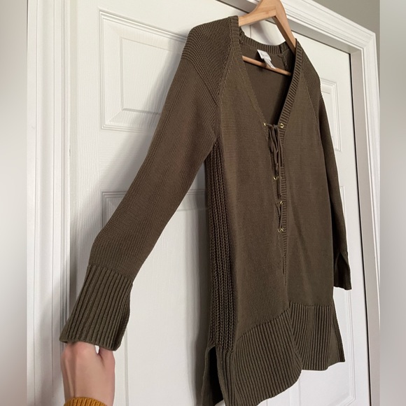 {Chico's} Lace Up V-Neck Knit Sweater in Olive Green - Women's 0 (Small) - Picture 4 of 11